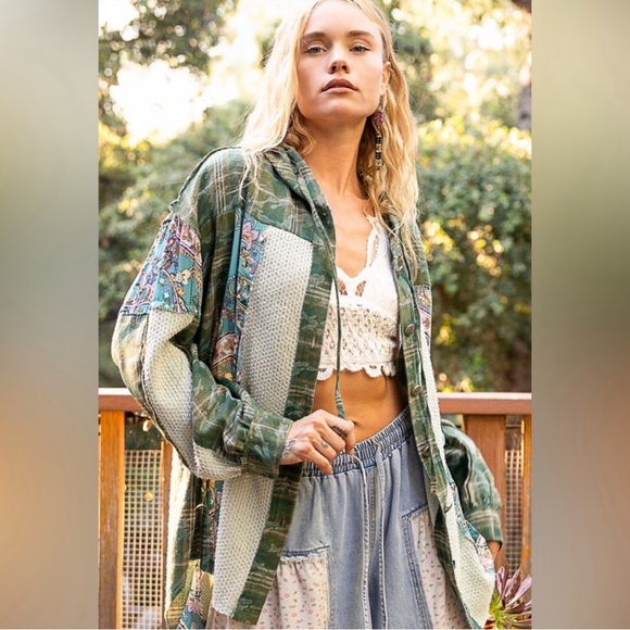 LAST ONE ! POL Plaid Button-Down Hoodie with Multi-Color Patchwork - Picture 4 of 7